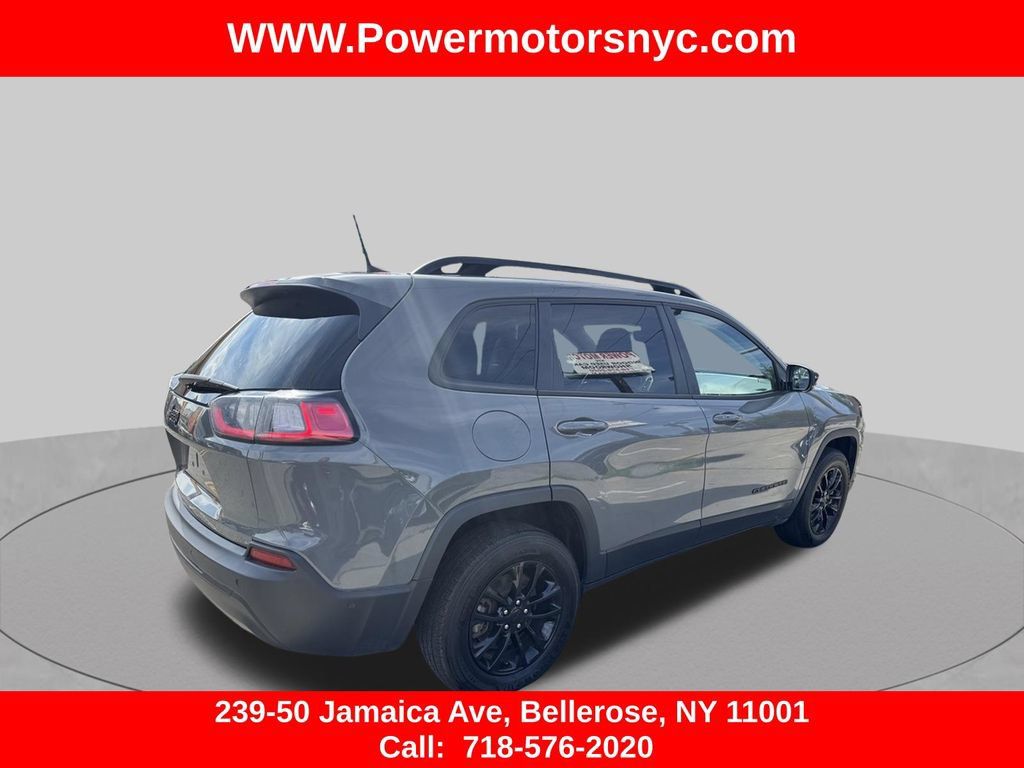 Used 2023 Jeep Cherokee Altitude Lux AWD/4WD image 8