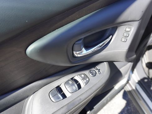 Used 2020 Nissan Murano Platinum w/ Cargo Package image 22