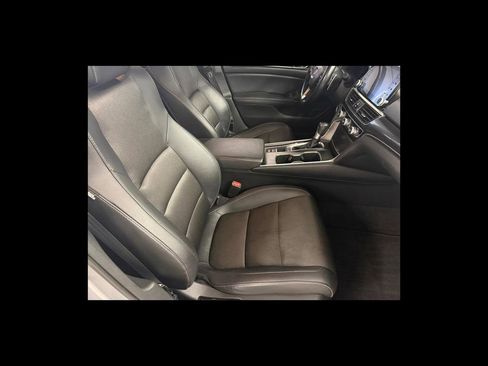 Used 2019 Honda Accord Sport image 18