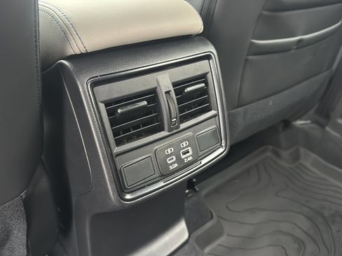 Certified 2025 Subaru Forester Limited w/ Protection Package (1PH) image 25