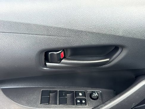 Used 2024 Toyota Corolla LE FWD image 10