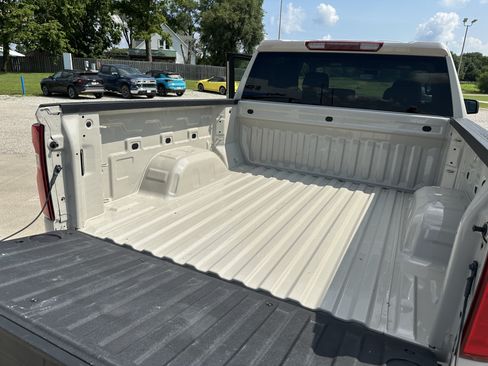Used 2026 Chevrolet Silverado 1500 RST AWD/4WD image 22