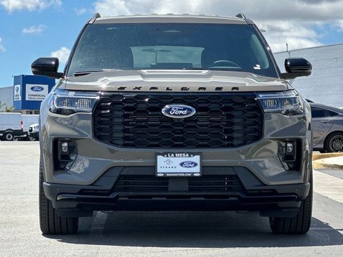 New 2026 Ford Explorer ST-Line w/ ST-Line Street Pack RWD image 8