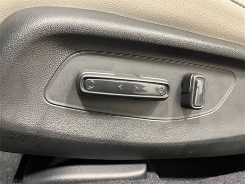 New 2026 Honda HR-V EX-L image 14