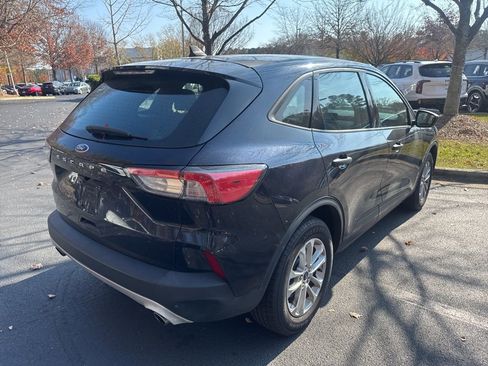 Used 2021 Ford Escape S image 16