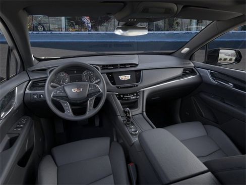 New 2025 Cadillac XT5 Premium Luxury w/ LPO, Floor Liner Package image 15