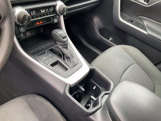 Used 2025 Toyota RAV4 XLE FWD image 15