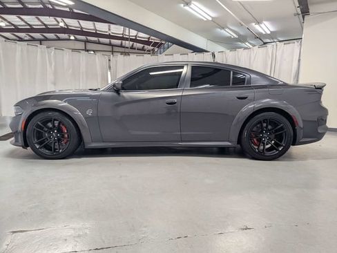 Used 2022 Dodge Charger SRT Hellcat w/ Harman/Kardon Audio Group RWD image 24