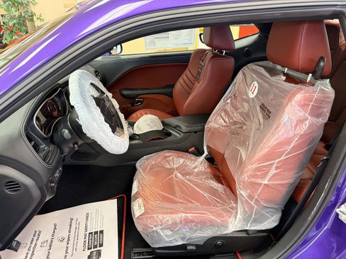 Used 2023 Dodge Challenger SRT Hellcat RWD image 34