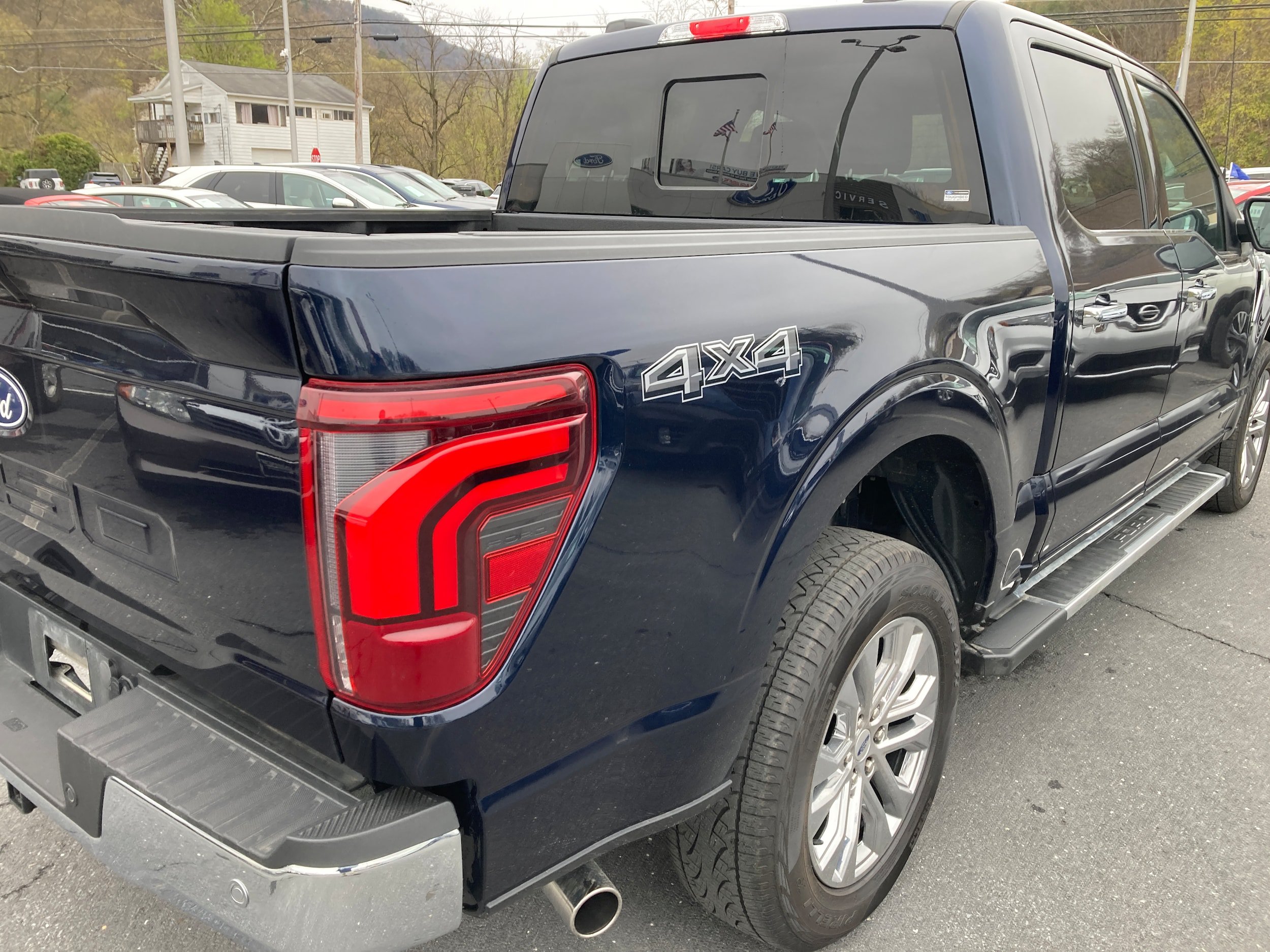 Used 2024 Ford F150 Lariat w/ Bed Utility Package AWD/4WD image 5