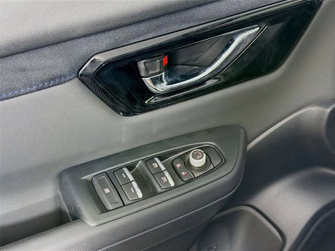 Used 2025 Subaru Forester Limited image 19