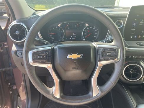 Used 2024 Chevrolet Blazer LT w/ Convenience Package image 11
