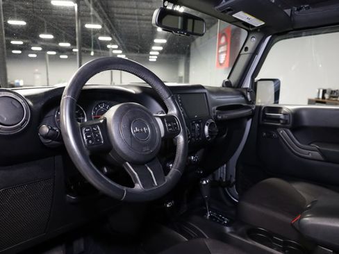 Used 2014 Jeep Wrangler Unlimited Sport w/ Quick Order Package 24S AWD/4WD image 14