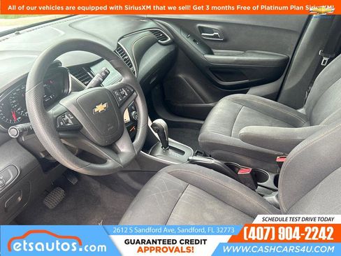 Used 2017 Chevrolet Trax LT image 9