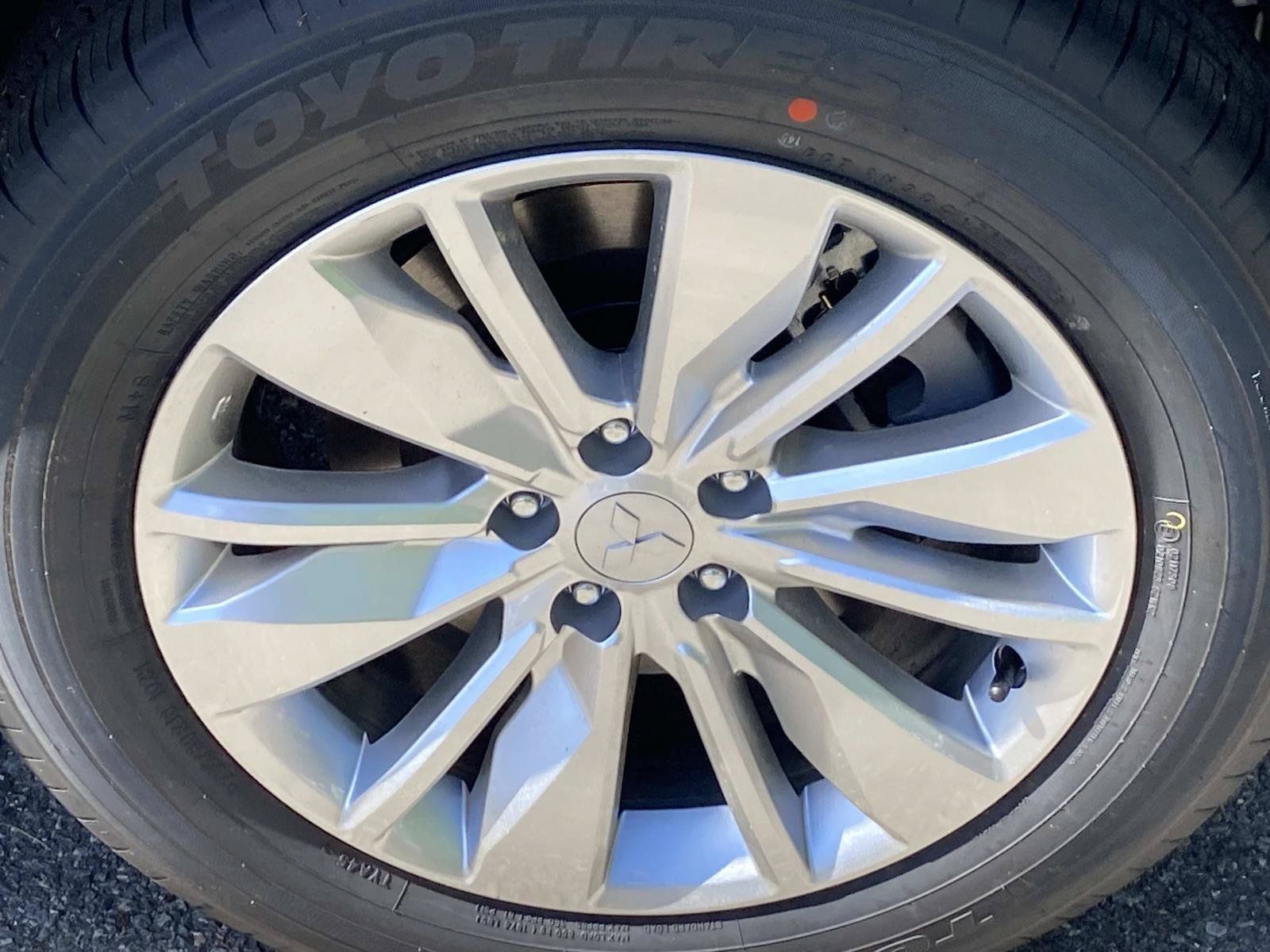New 2026 Mitsubishi Outlander ES AWD/4WD image 7