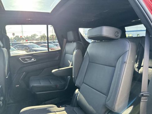 Certified 2024 Chevrolet Tahoe Z71 w/ Luxury Package image 16