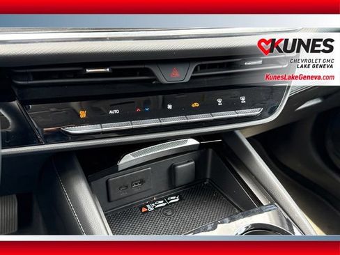 Used 2024 Buick Envision Preferred AWD/4WD image 19