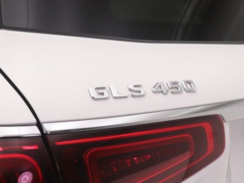 Certified 2022 Mercedes-Benz GLS 450 4MATIC image 22