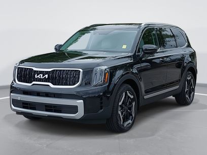 New 2025 Kia Telluride EX w/ EX Captain's Chair Package