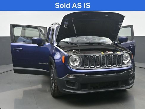 Used 2018 Jeep Renegade Latitude FWD image 54