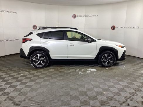 Certified 2024 Subaru Crosstrek 2.0i Premium image 4