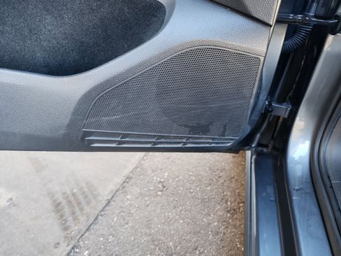 Used 2015 Volkswagen Golf Launch Edition image 27