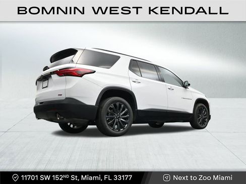 Used 2023 Chevrolet Traverse RS image 24