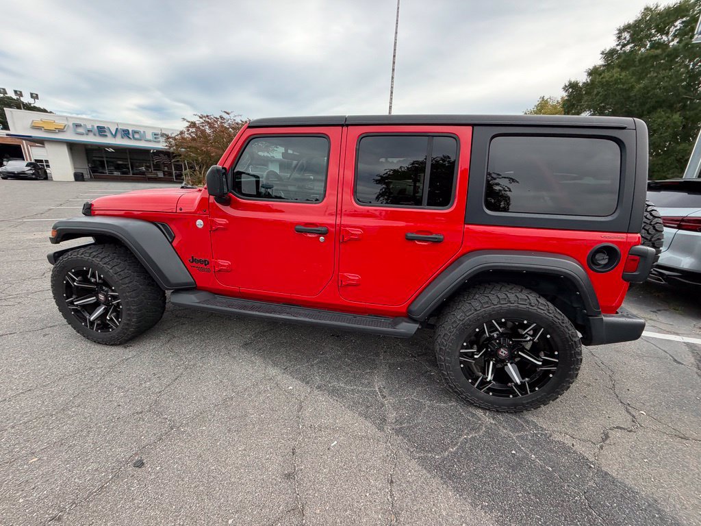 Used 2021 Jeep Wrangler Unlimited Sport AWD/4WD image 5