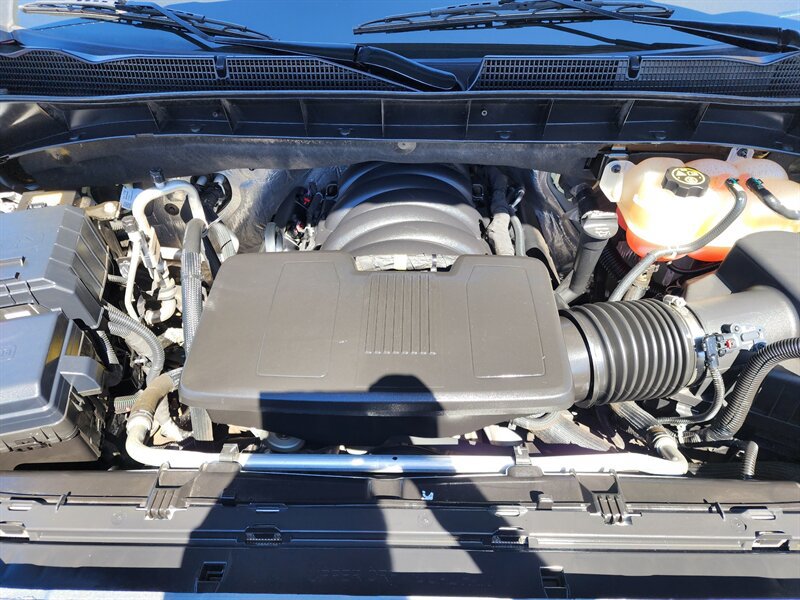 Used 2023 GMC Sierra 1500 Denali w/ Technology Package AWD/4WD image 12