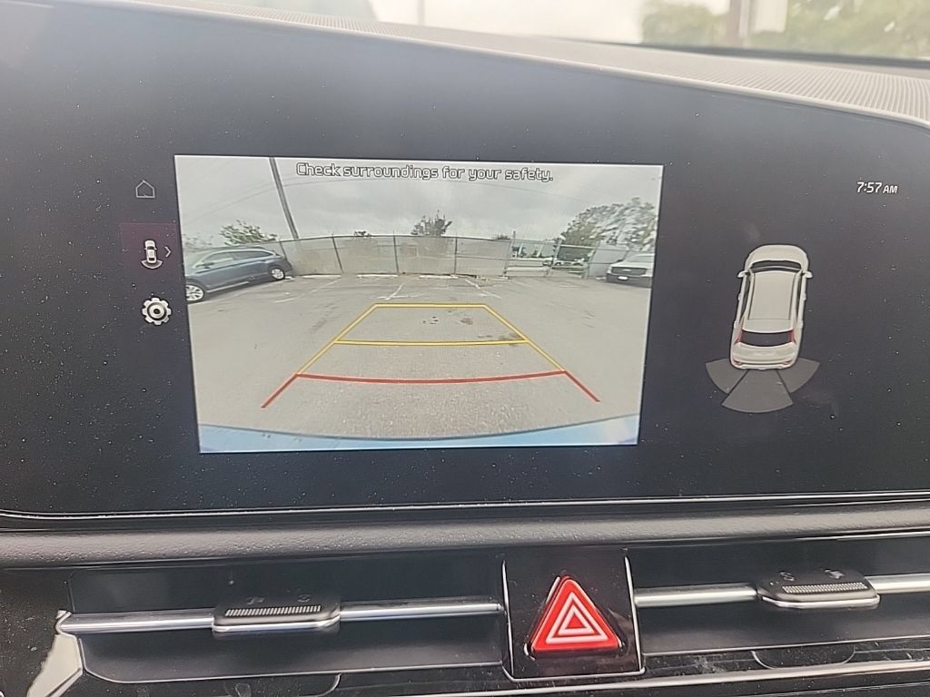 Certified 2024 Kia Niro Wind FWD image 23