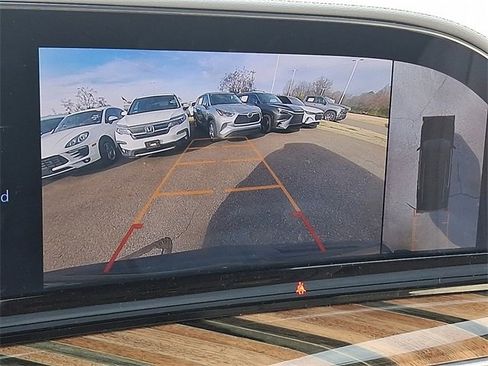 Certified 2023 Cadillac Escalade Sport Platinum w/ LPO, ONYX Package image 19