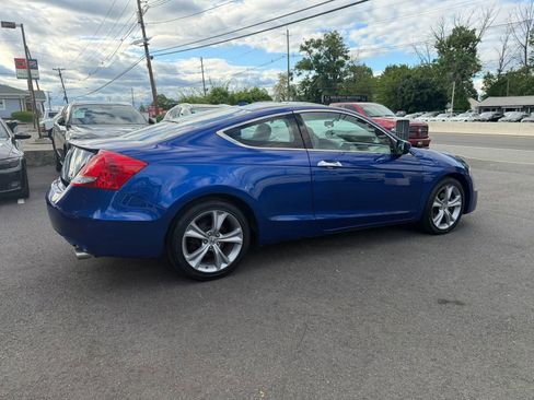 Used 2011 Honda Accord EX-L image 9