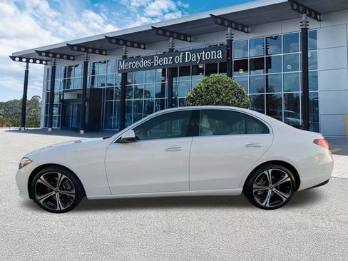 Used 2025 Mercedes-Benz C 300 Sedan image 7