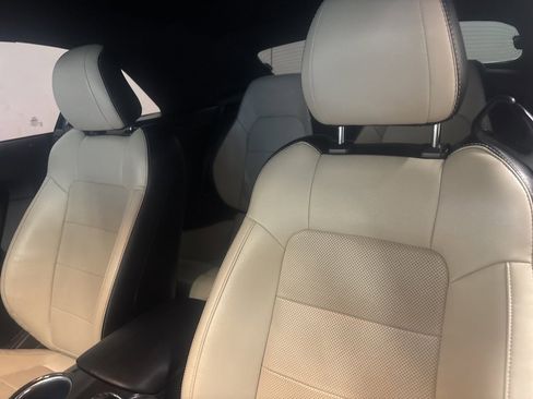 Used 2020 Ford Mustang Premium image 12