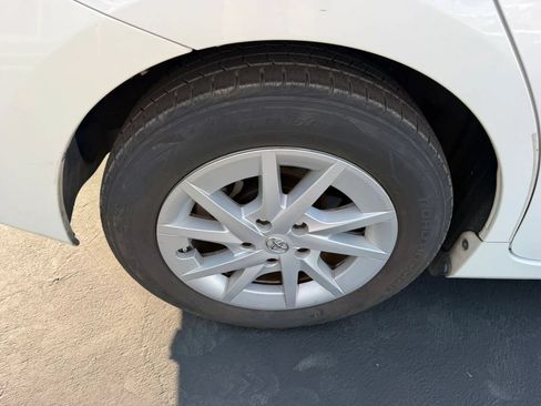 Used 2012 Toyota Prius V Three FWD image 30