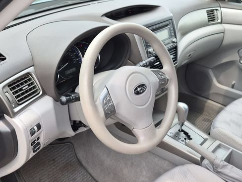 Used 2010 Subaru Forester 2.5X Premium AWD/4WD image 10