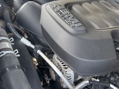 Used 2021 RAM 2500 Tradesman w/ Chrome Appearance Group image 32