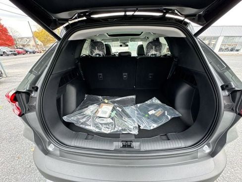New 2026 Ford Escape SE w/ PHEV Premium Package FWD image 24