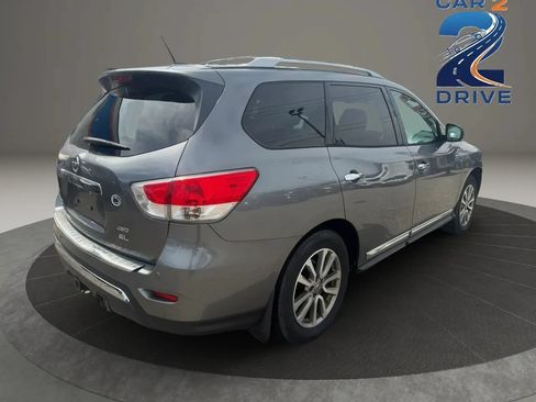 Used 2015 Nissan Pathfinder SL w/ SL Premium Package FWD image 6