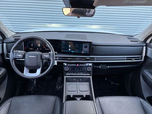 Used 2025 Hyundai Santa Fe SEL image 36