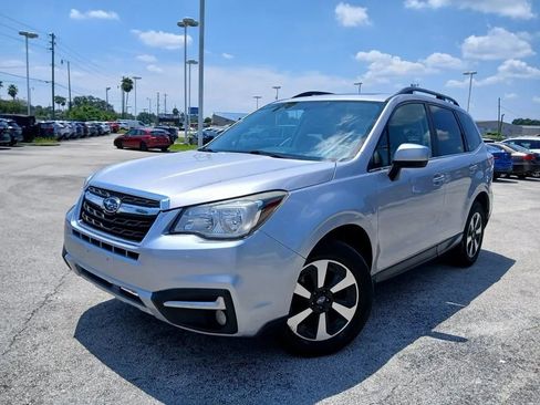 Used 2017 Subaru Forester 2.5i Limited image 1