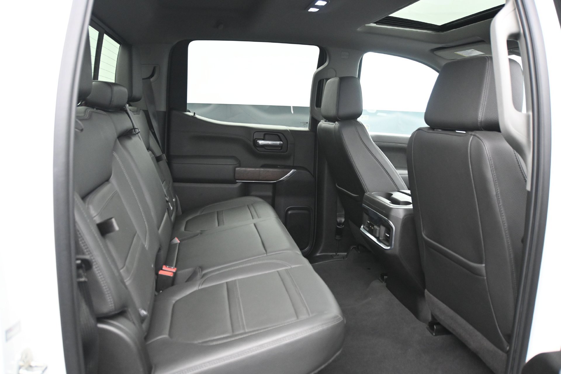 Used 2022 GMC Sierra 1500 Denali w/ Denali Premium Package AWD/4WD image 14