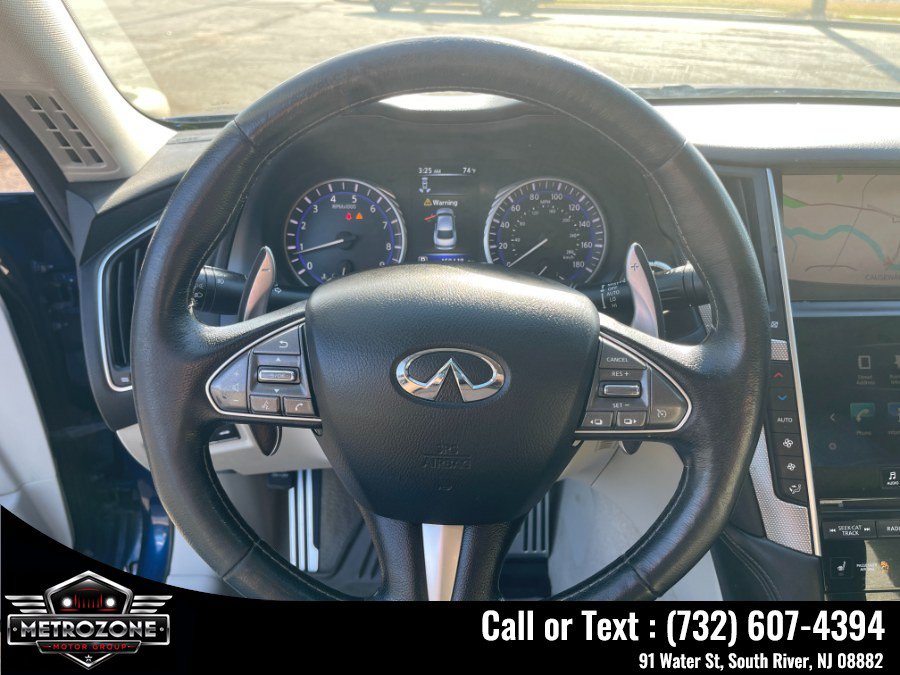 Used 2016 INFINITI Q50 Red Sport 400 AWD/4WD image 18