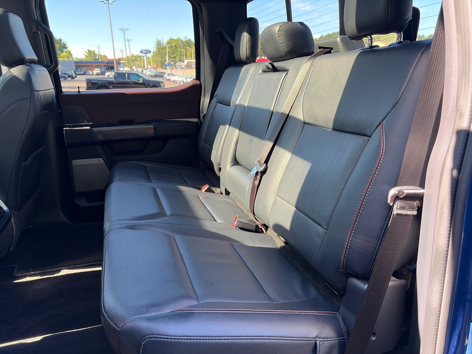 Used 2022 Ford F150 Lariat w/ Equipment Group 502A High AWD/4WD image 11