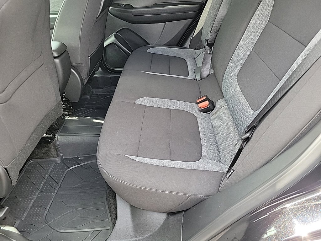 Used 2023 Chevrolet TrailBlazer LT w/ Convenience Package AWD/4WD image 9