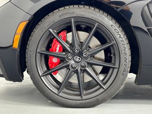 Used 2025 Toyota GR86 Premium w/ Performance Package RWD image 32