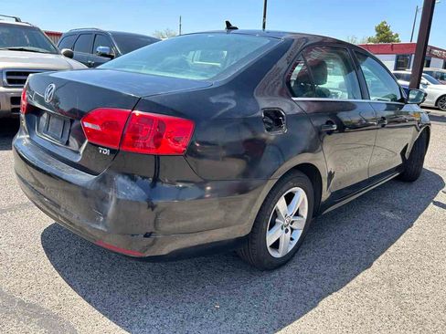 Used 2013 Volkswagen Jetta TDI FWD image 6