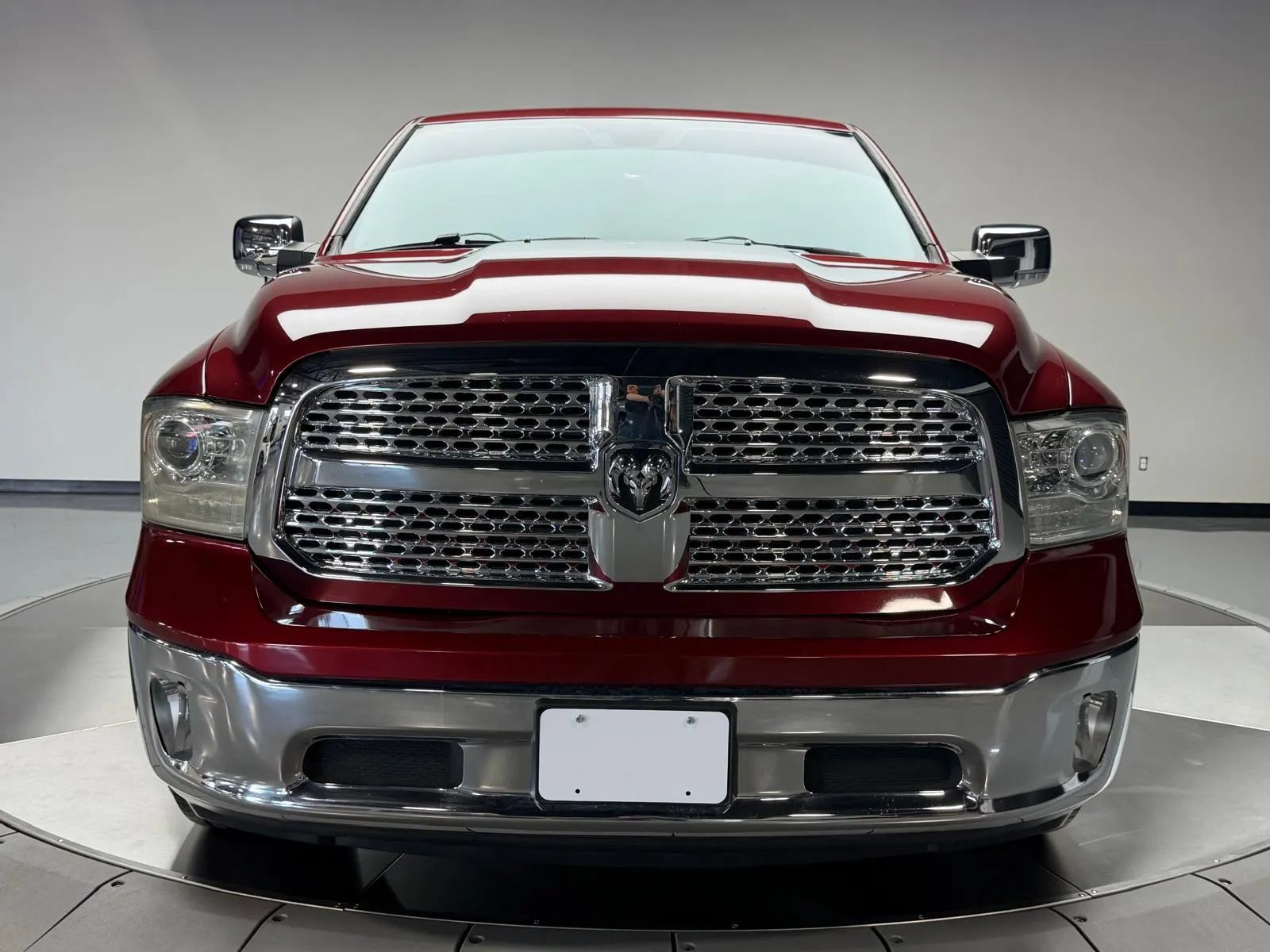 Used 2014 RAM 1500 Laramie RWD image 3