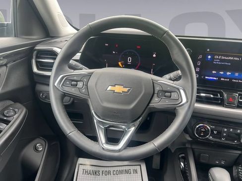 Used 2026 Chevrolet TrailBlazer LT w/ Convenience Package AWD/4WD image 13