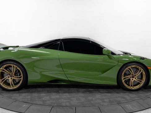 Used 2025 McLaren 750S Spider image 24